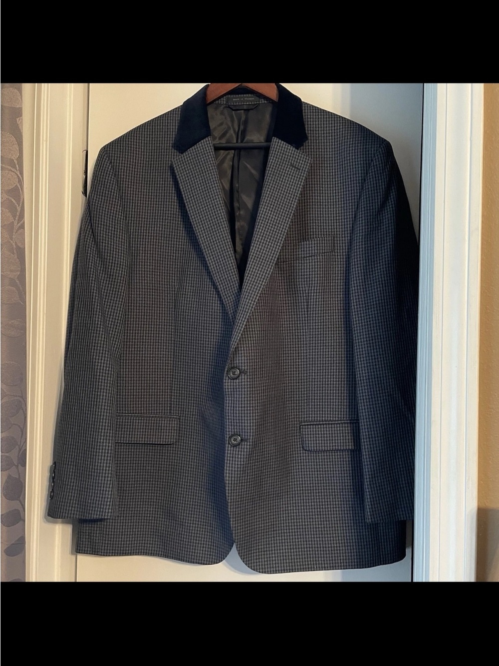 Lauren Ralph Lauren Men 46R Chesterfield velvet collar check sport coat blazer